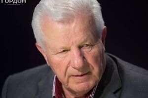 Мороз: Инициатором консолидации должна быть власть. На самом деле во всех сферах общественной жизни заметны усиливаемые властью расколы