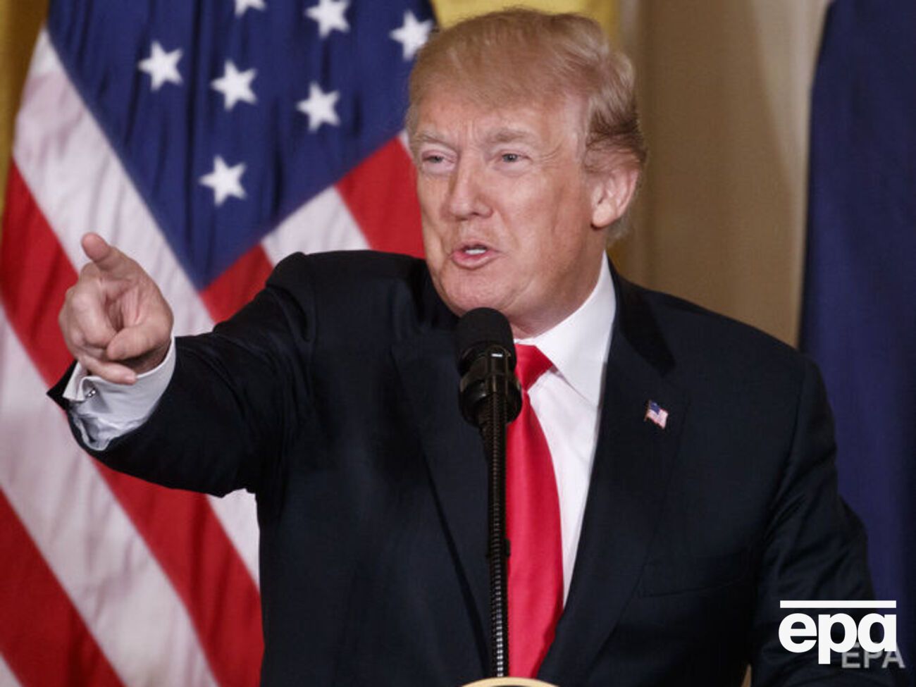 Трамп заявив, що за правління Клінтон було б гірше