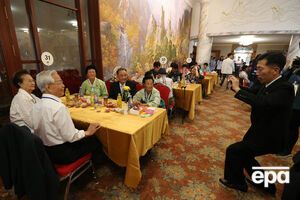 В КНДР прошла встреча разлученных Корейской войной родственников. Фоторепортаж