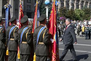 Порошенко: Найміцнішими стають ті традиції, які народжуються в народі