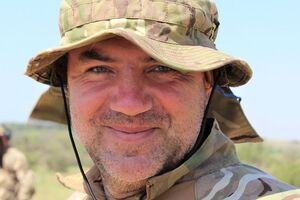 Парад показал, на какой уровень вытащили из говна армию и страну за четыре года