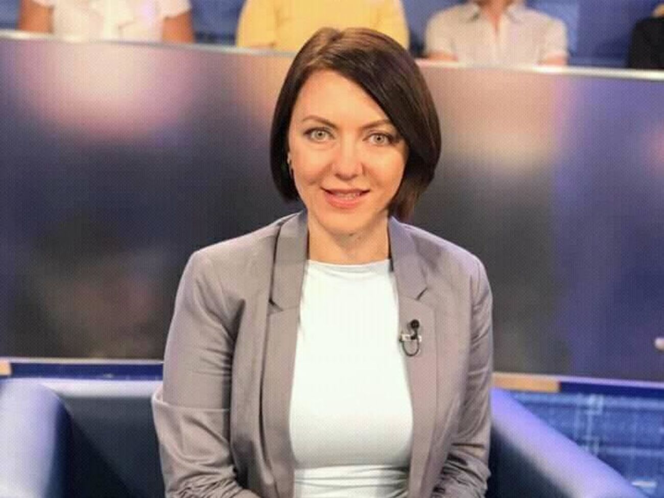 У нас нет другого пути, кроме как иметь сильную армию. Или наши танки на улицах Киева, или чужие