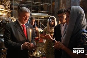 Порошенко заявив, що Україна має розірвати залежність від російської церкви