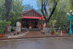 Спасатели эвакуировали около 100 человек