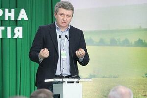 Романенко считает показательным то, как лидер "Украинского выбора" ведет себя в эфире