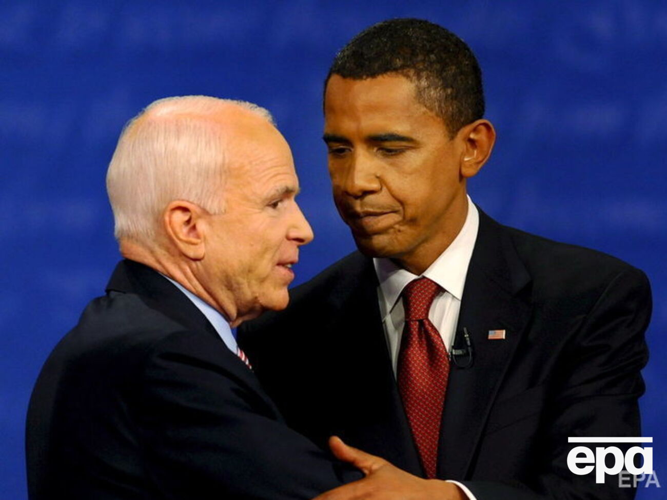 Маккейн был соперником Обамы на выборах в 2008 году