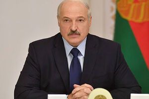 Лукашенко: Над нами, напевно, ще й тяжіє те радянське минуле, коли ми жили разом, коли ми просто одне одному могли в очі говорити те, що думаємо