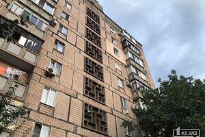 Спасателям нужно было подняться на седьмой этаж