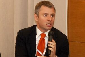 Витренко подчеркнул, что у них с матерью "очень разные взгляды"