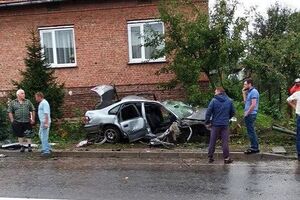 По данным полицейских, авария произошла в воскресенье вечером