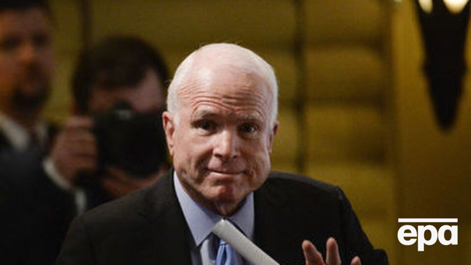 Маккейн умер 25 августа в возрасте 81 года