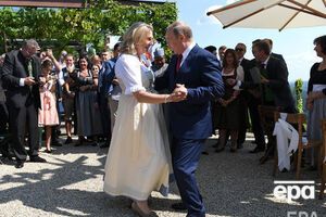 На свадьбе Путин станцевал с Кнайсль