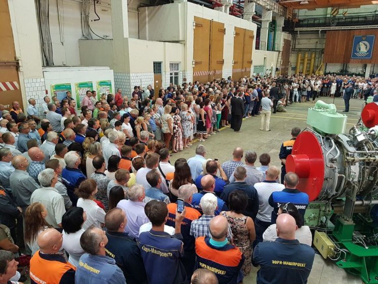 Порошенко: Україна має прокладати шлях такій продукції на нові ринки