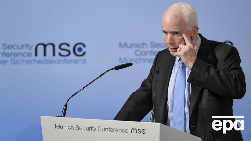 Маккейн визнав, що робив помилки