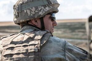 Военнослужащего нашли повешенным