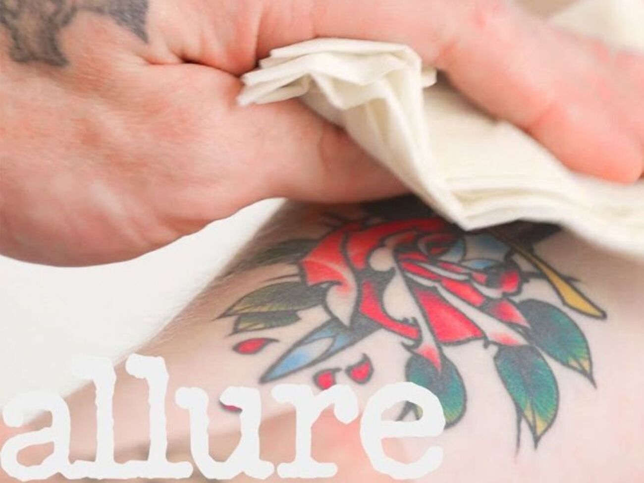 Татуювання віднесли до небезпечних методів зміни зовнішності