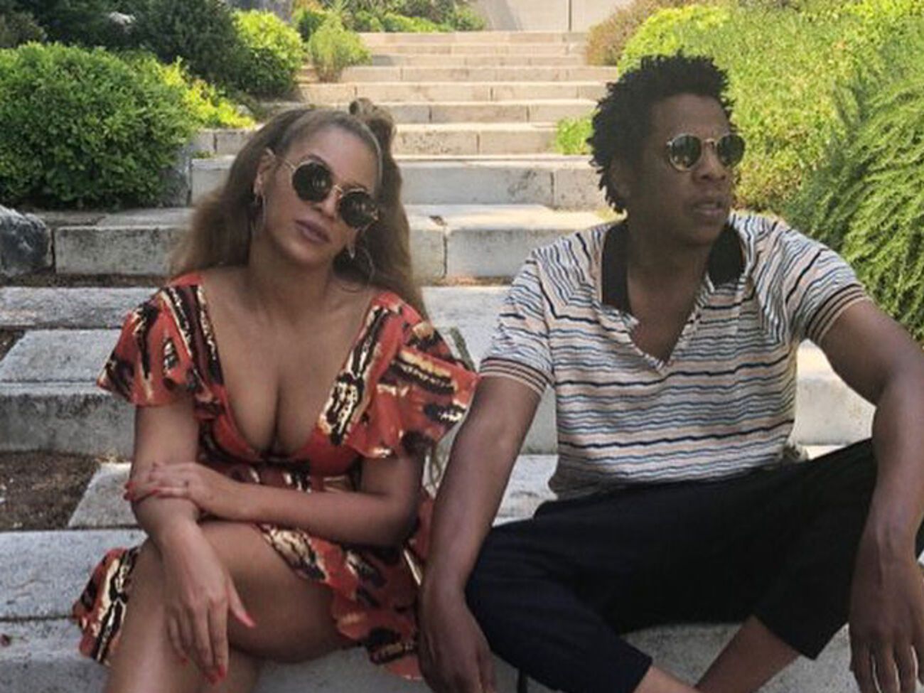 На мужа Бейонсе во время концерта напрыгнул зритель