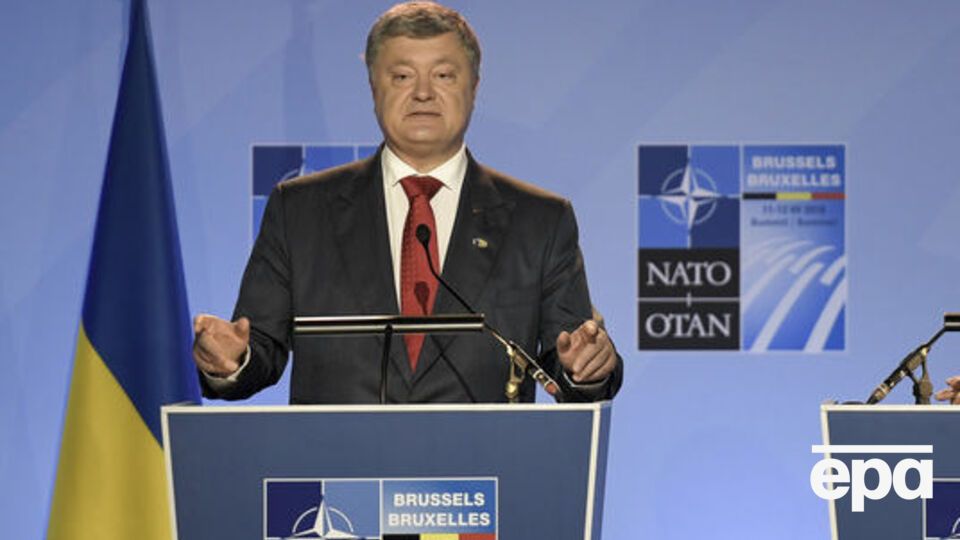 Порошенко: Ми будемо зміцнювати наш військовий потенціал, оскільки поруч із нами країна-агресор