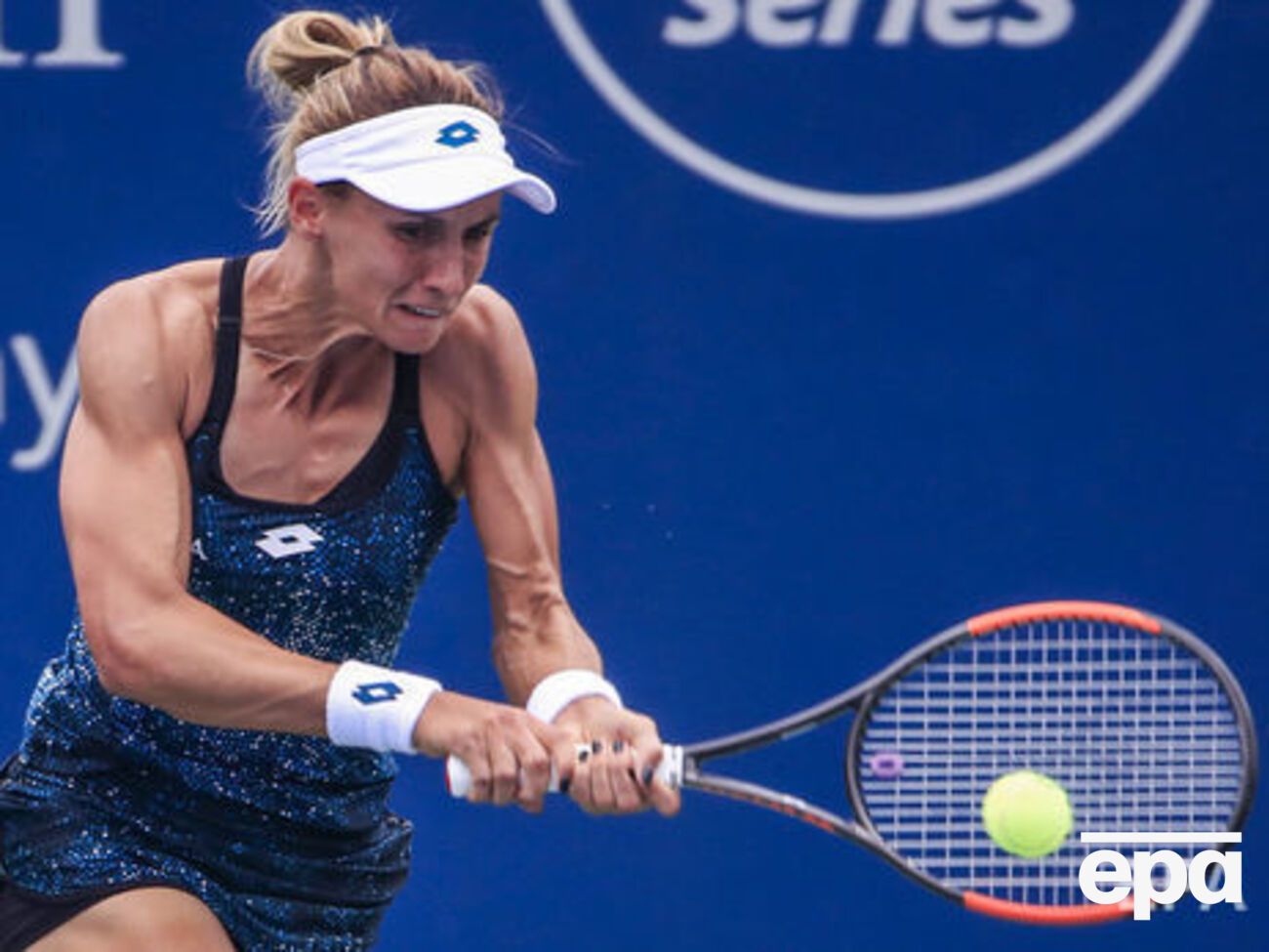 Цуренко обыграла оппонентку в двух сетах