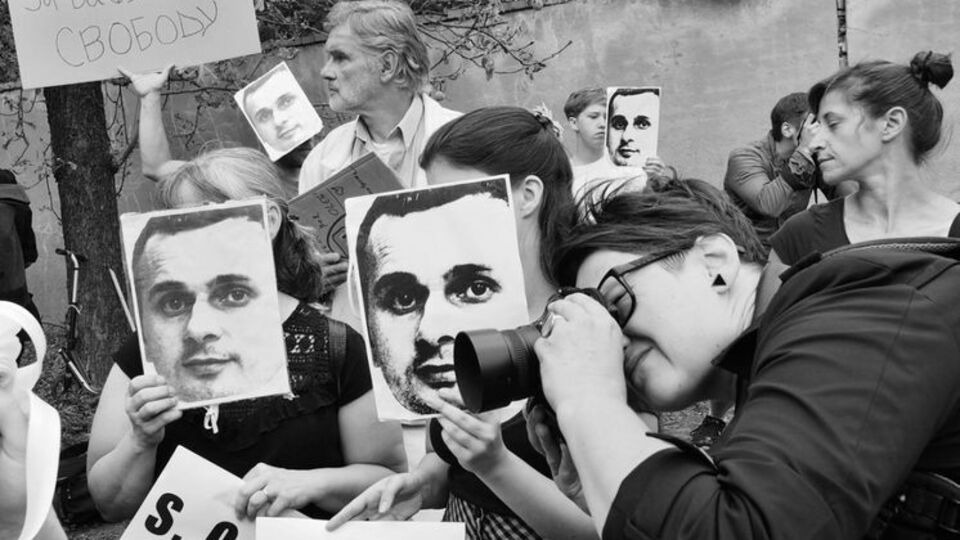 Сенцова було засуджено у РФ до 20 років позбавлення волі 25 серпня 2015 року