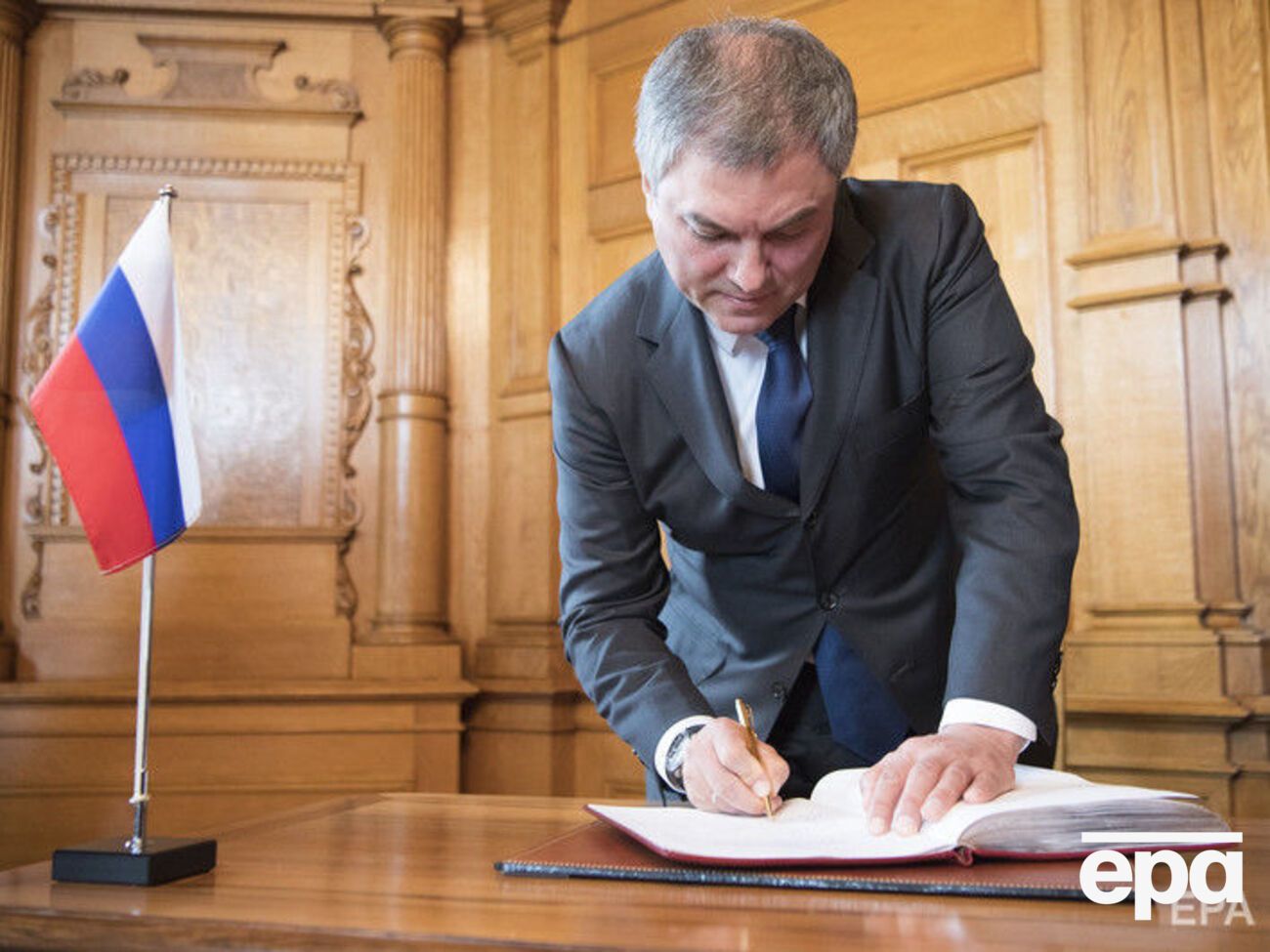 Володин заявил, что продал доли в компании "Солнечные продукты" примерно за $200 млн