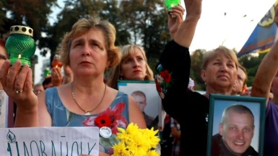 На заході зібралося кілька сотень людей