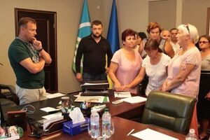 По плану московских кураторов, лидер Аграрной партии Виталий Скоцик должен был быть отстранен от руководства политической силой, утверждают активисты