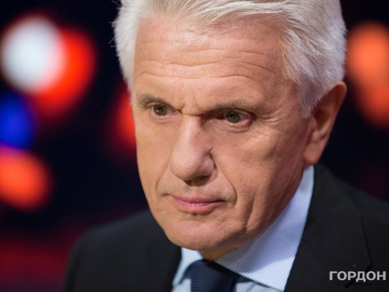 Литвин: В'ятрович працює на те, щоб розсварити Україну