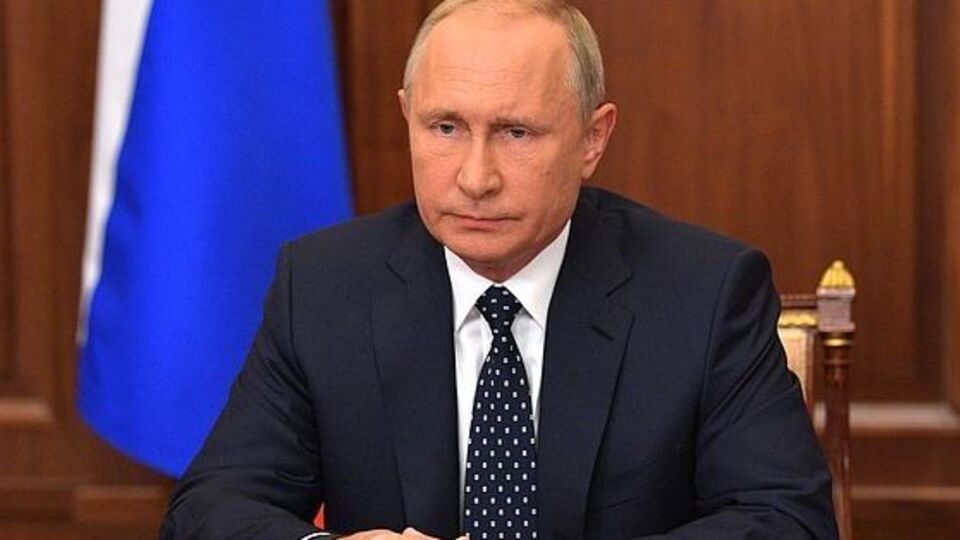 У телезверненні до громадян РФ Путін заявив, що пенсійну реформу необхідно пом'якшити