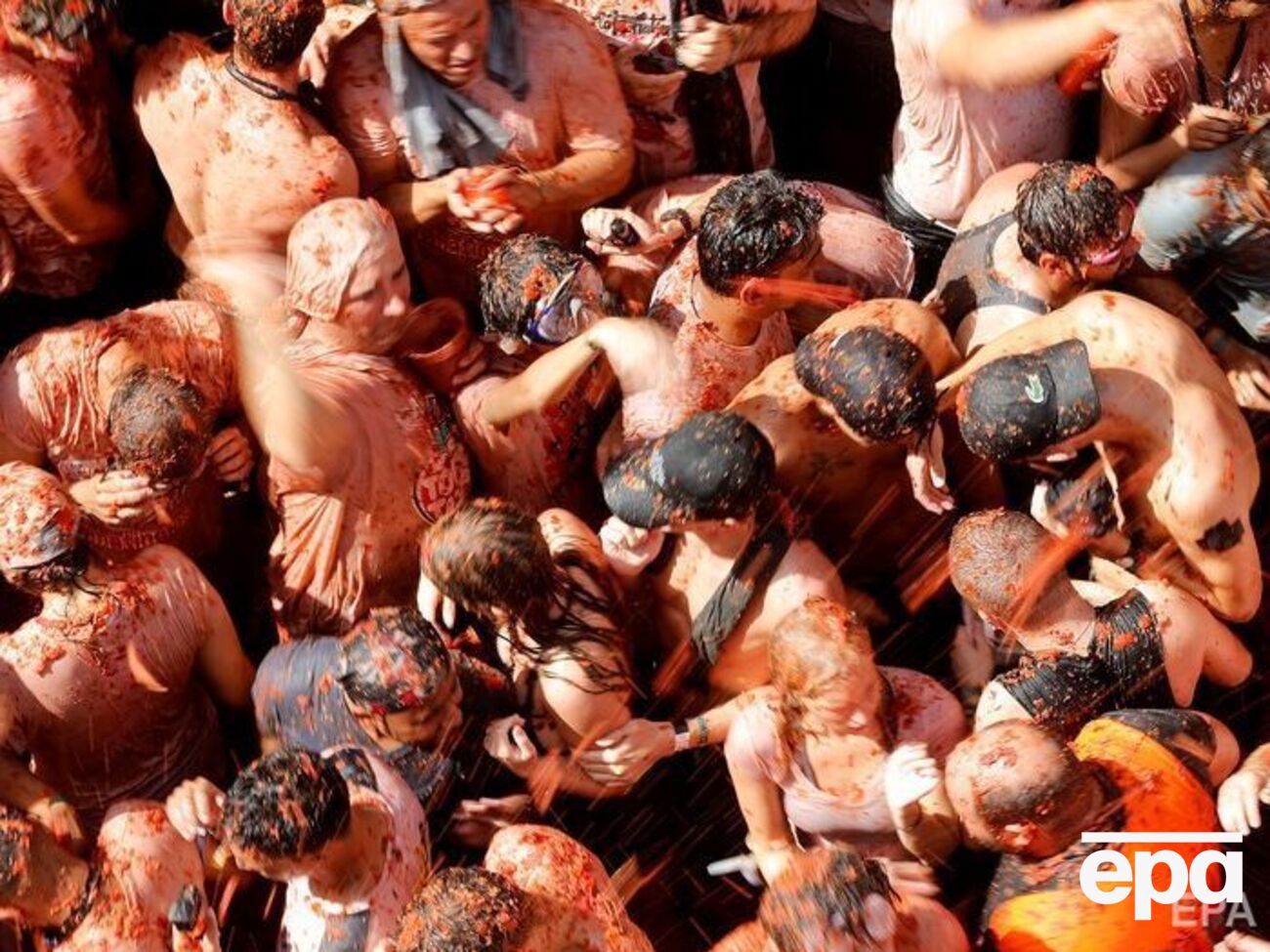 У битві помідорами взяло участь понад 22 тис. осіб