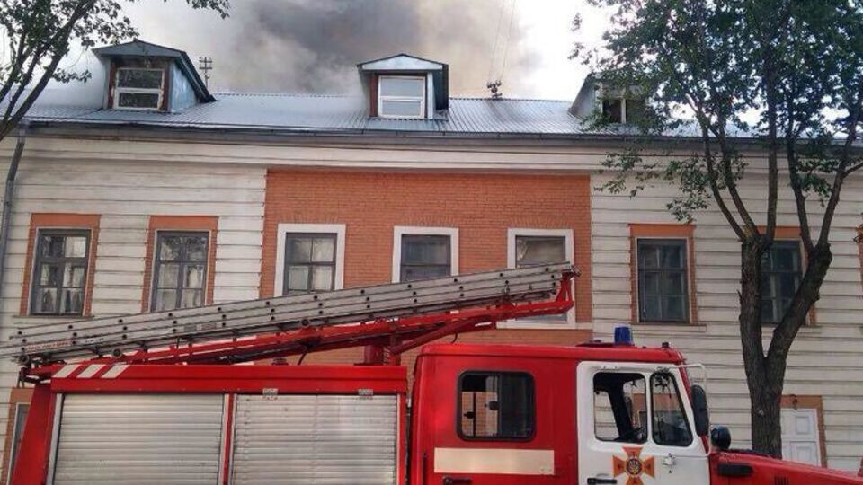 Пожежу гасили 16 годин