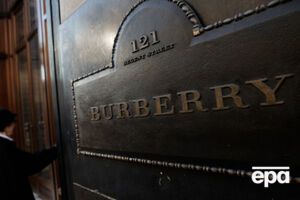 Burberry сменил логотип