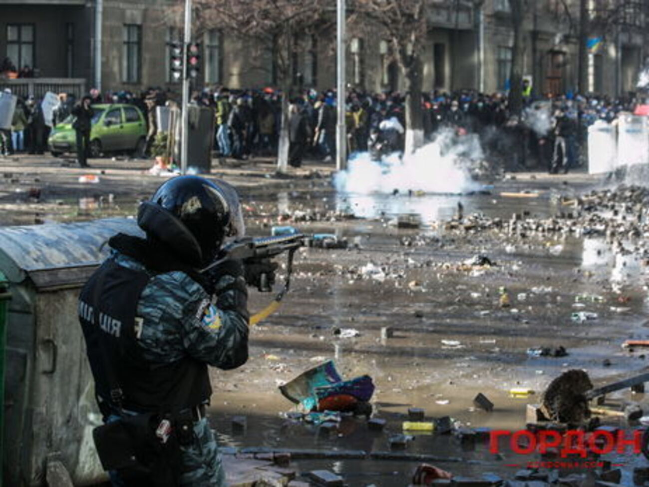 Під час Євромайдану в Україні загинуло понад 100 осіб