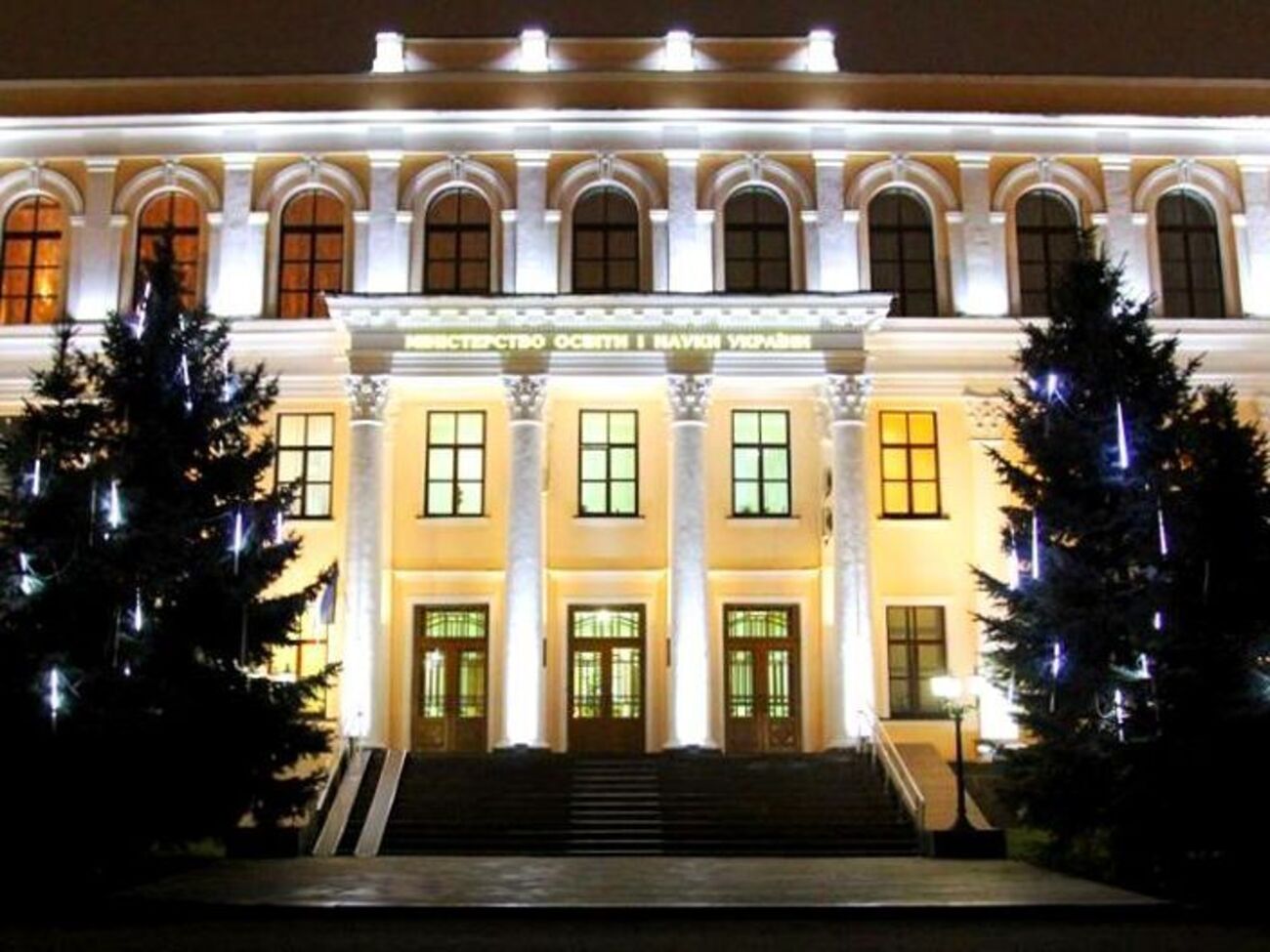 По сравнению с 2017 годом в этом году рейтинг существенно не изменился, отметили в Минобразования