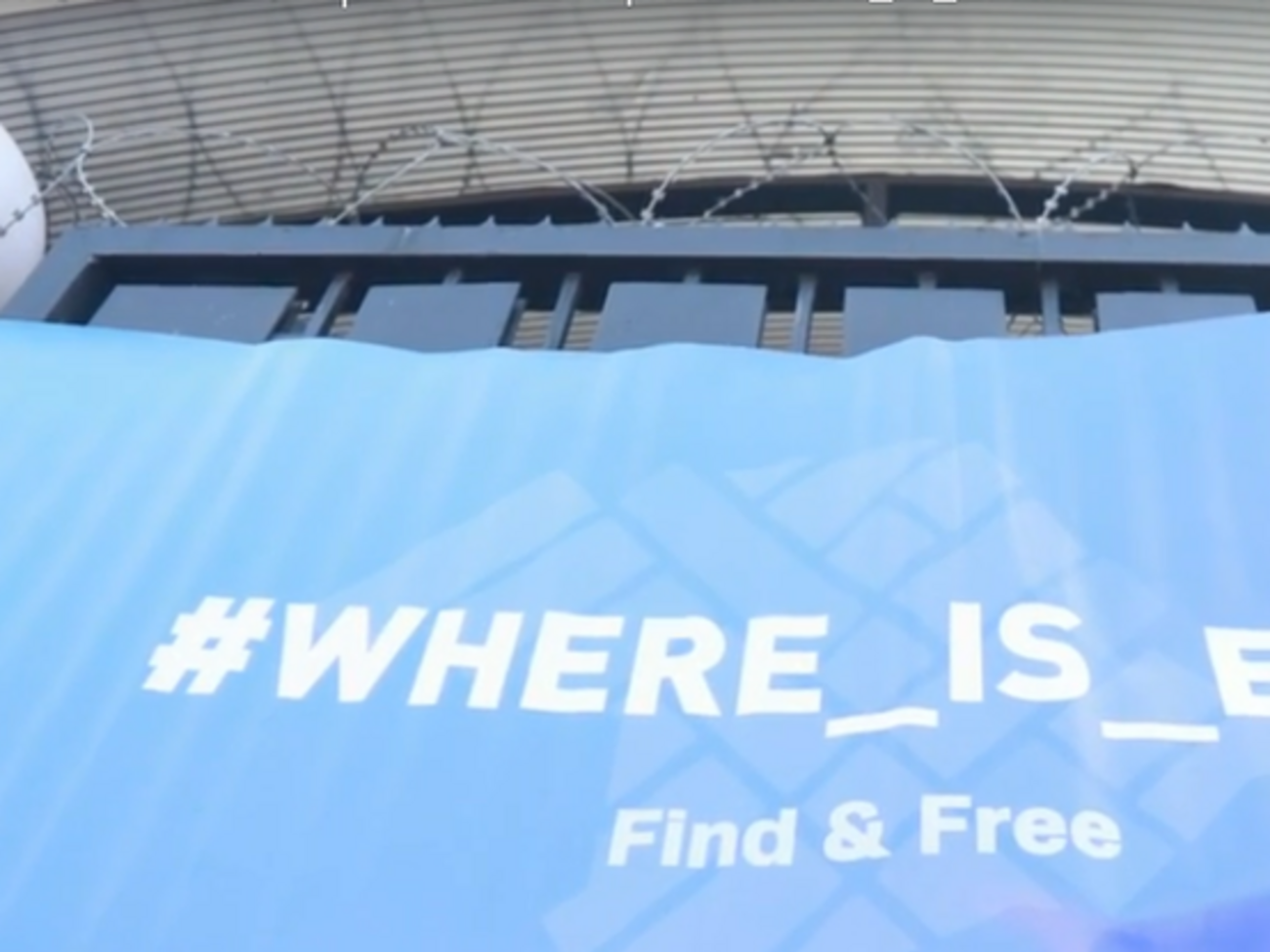 Акція "Де Ервін?" пройшла біля стін посольства Росії