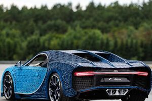 Bugatti из LEGO весит около 1,5 тонны