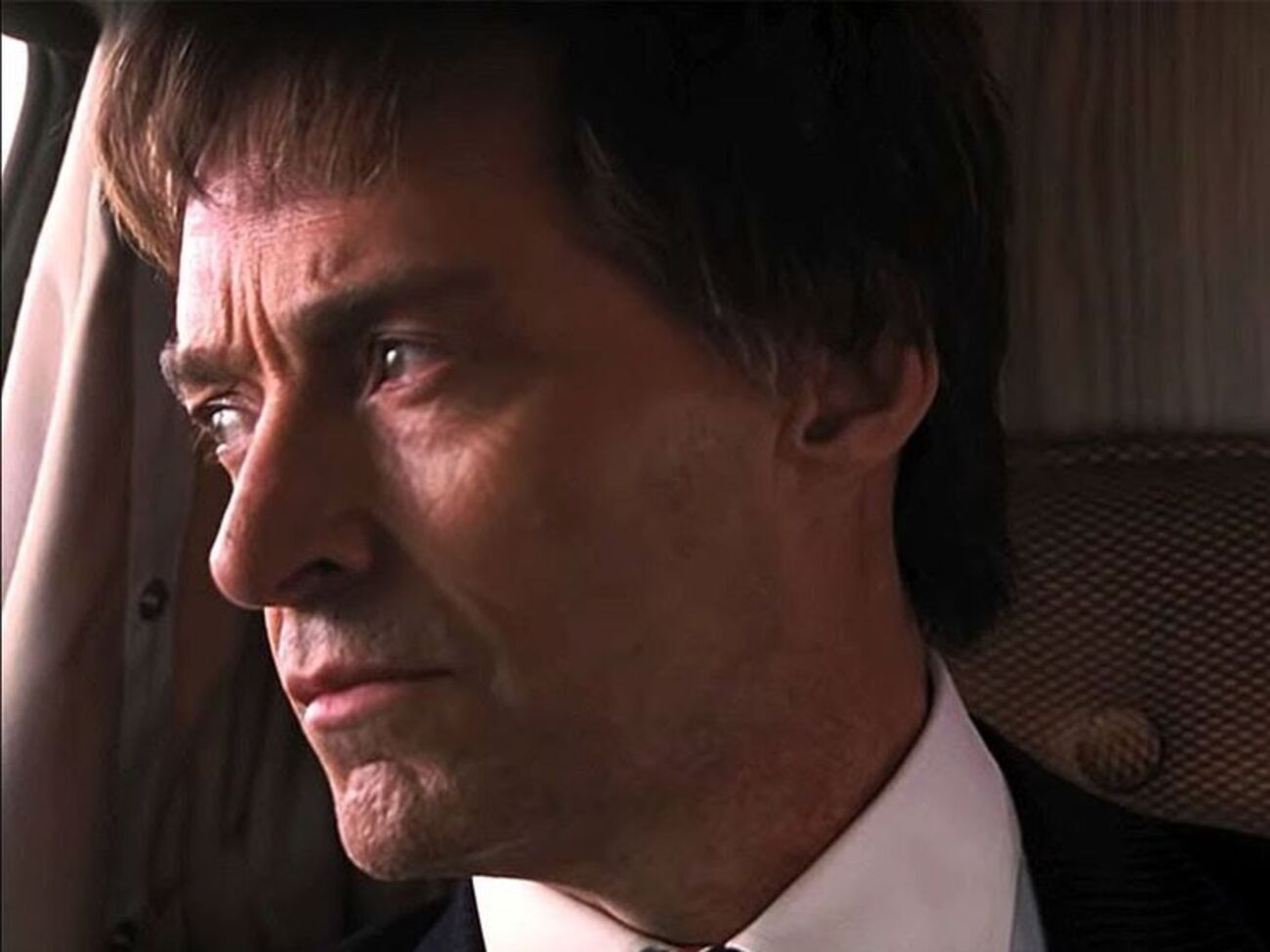 Кар'єра головного героя постраждала від зради дружині