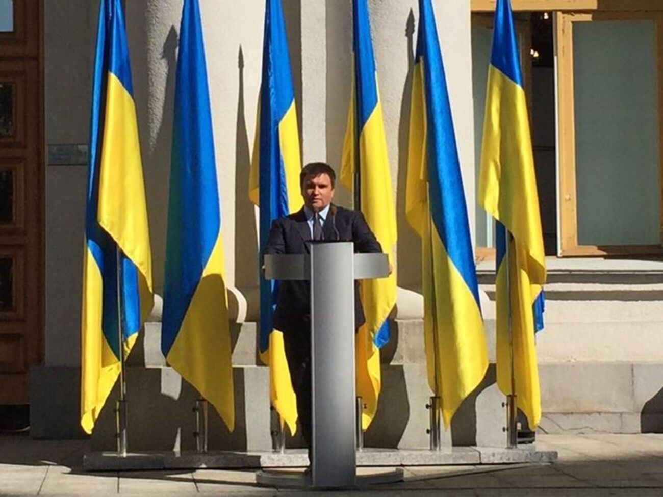 Климкин заявил, что Украина и Венгрия продолжают конструктивно работать по спорным вопросам