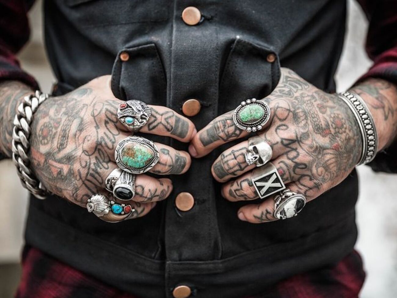 Иногда потемнение серебра объясняется его плохим качеством