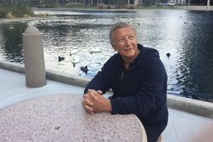 Кобзон не был для Кремля своим. Официальное Новодевичье кладбище для него сегодня закрыто. Даже Троекуровское