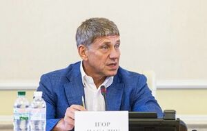 Несколько шахтеров все же попали в зал, где проводилась встреча с Игорем Насаликом, утверждает глава профсоюза