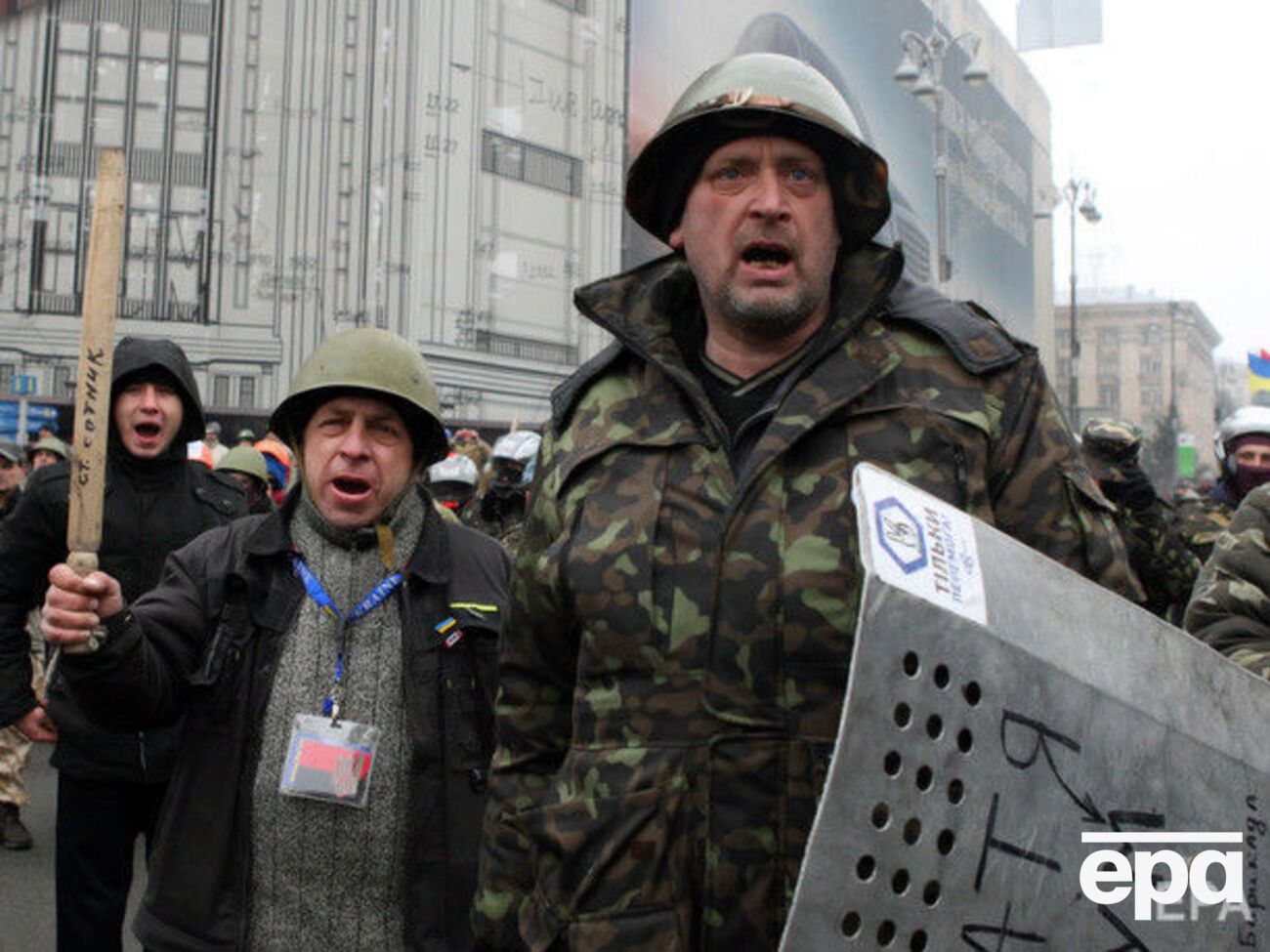 Участники революции объединялись в отряды самообороны