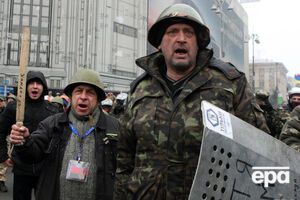 Участники революции объединялись в отряды самообороны