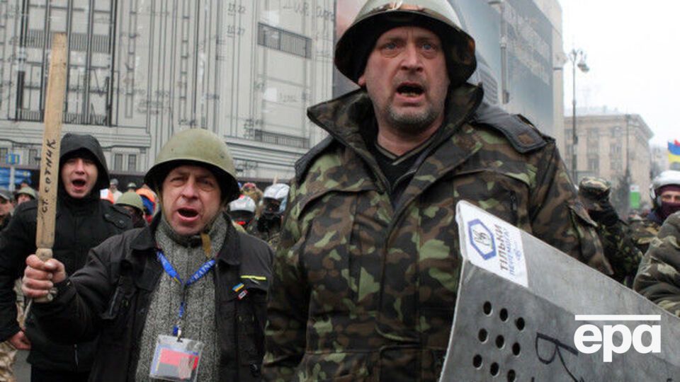 Участники революции объединялись в отряды самообороны