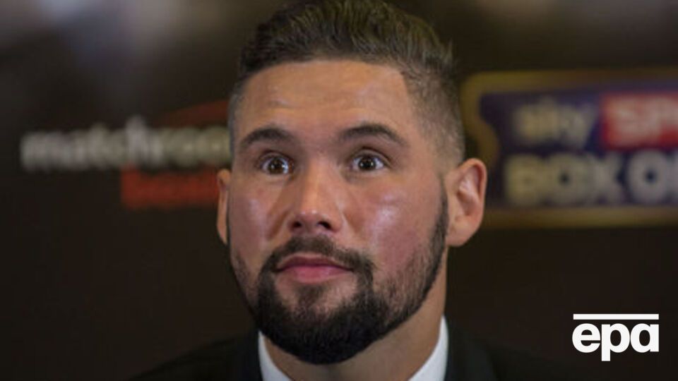 Усик кинув виклик Беллью (на фото)