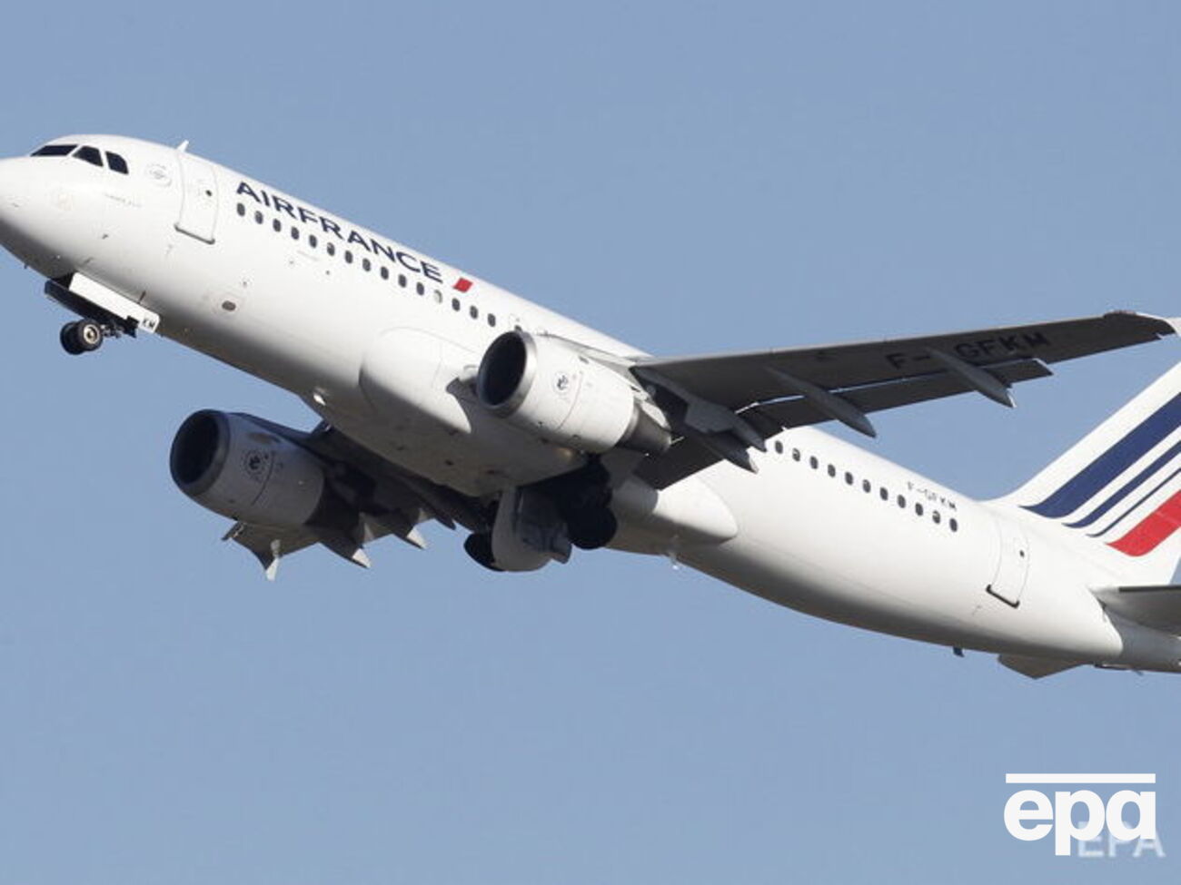 Літак Air France приземлився в аеропорту Шереметьєво