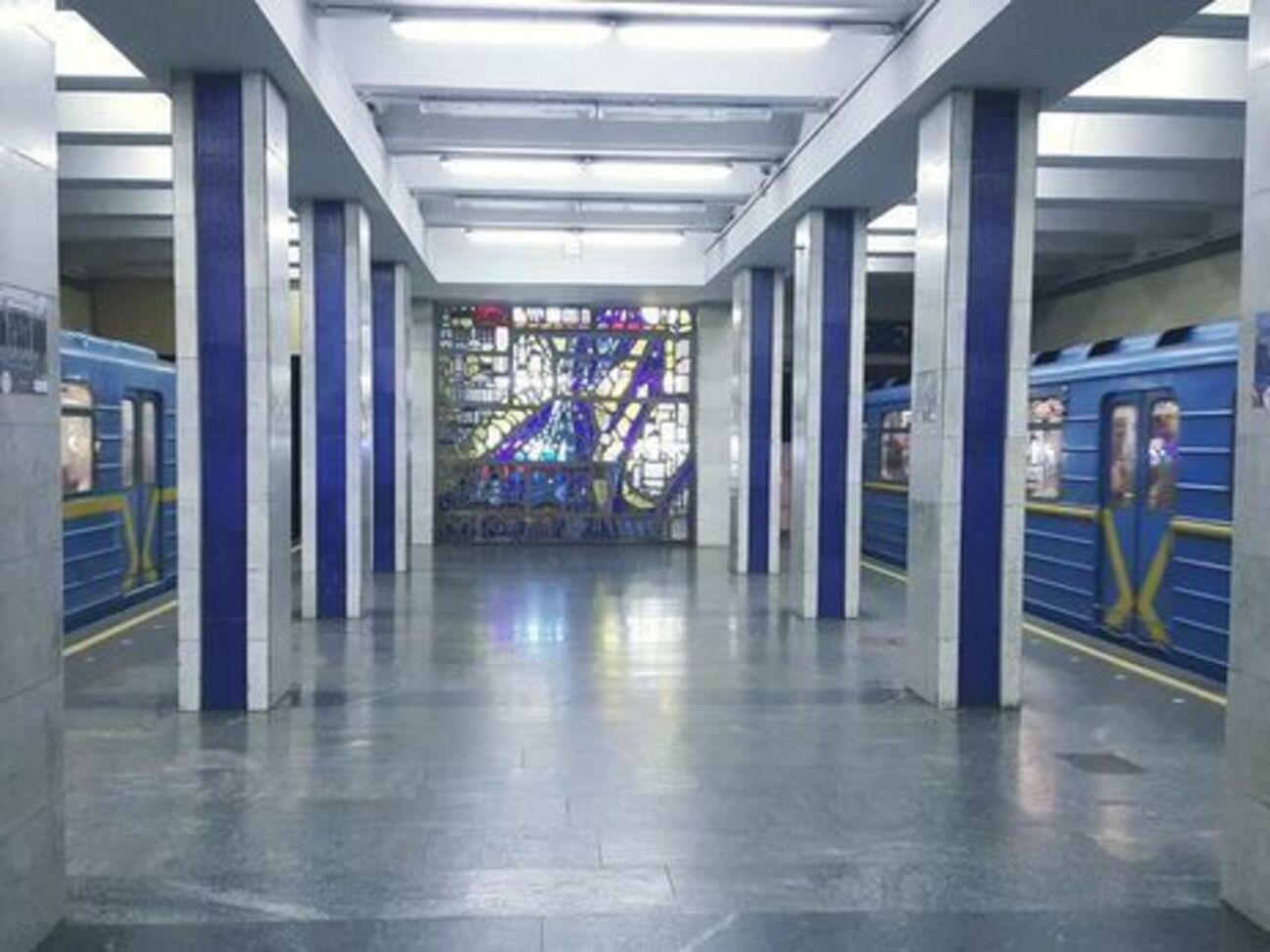 Движение на части "синей линии" киевского метро было заблокировано из-за сбоя