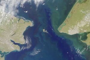 Американець приплив на Чукотку з Аляски