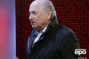 Блаттер в своей книге приводит содержание разговора с Платини