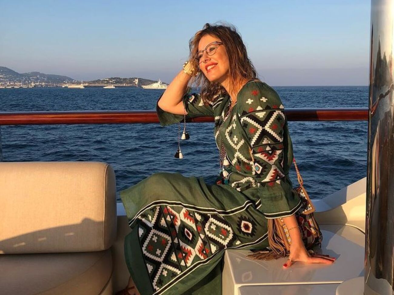 Собчак розповіла, що таке хануманасана